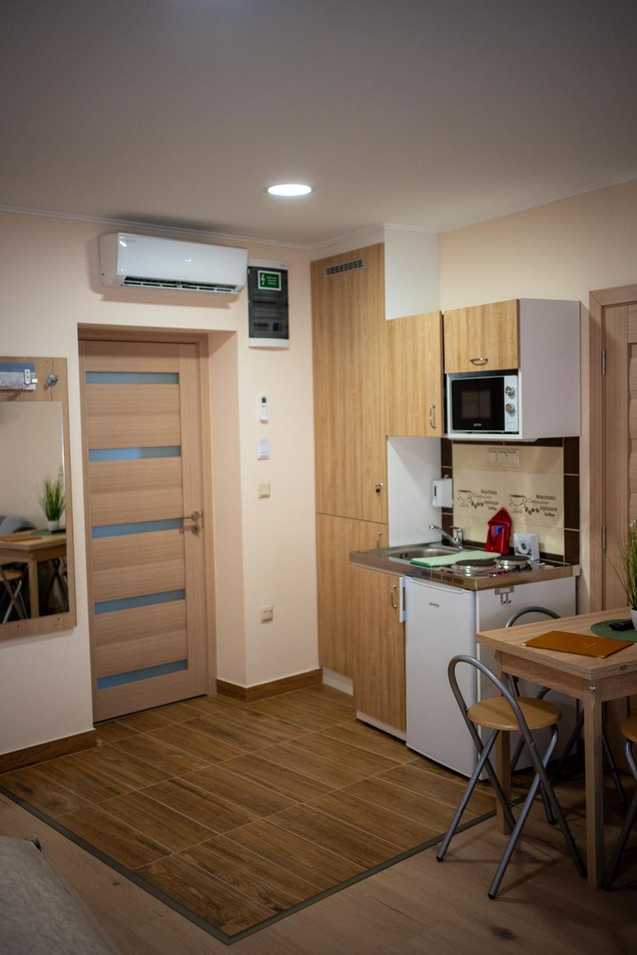 Holiday Apartmanhaz ยูลา ภายนอก รูปภาพ