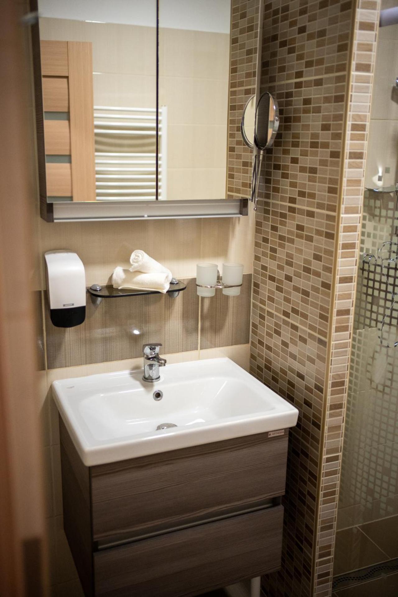 Holiday Apartmanhaz ยูลา ภายนอก รูปภาพ